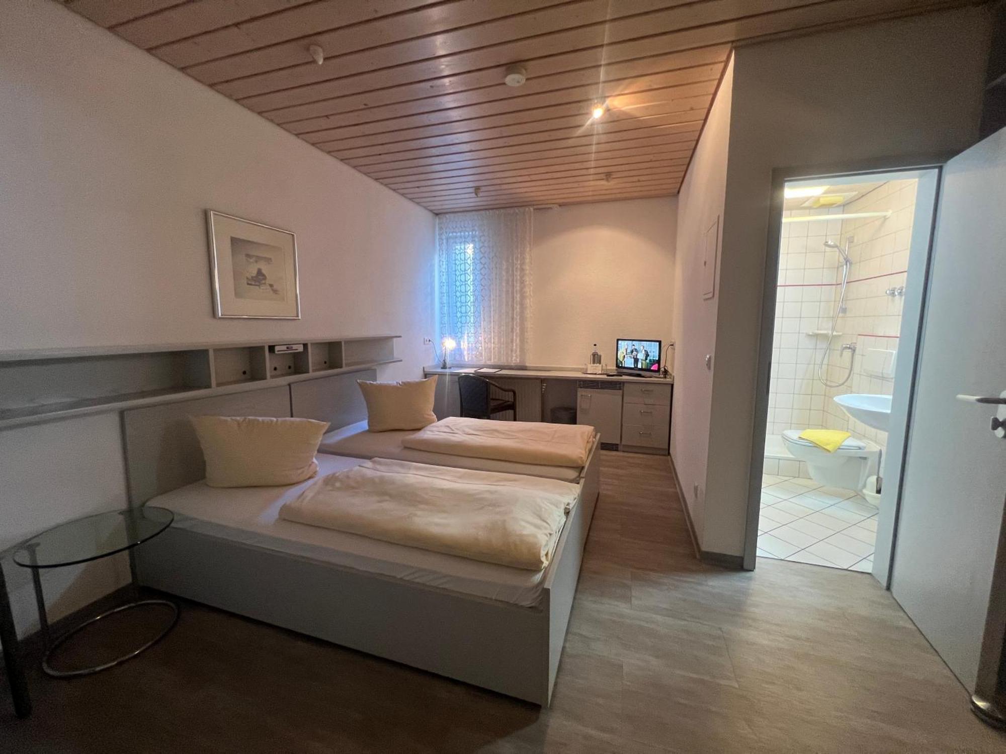 Hotel Cronberger Hof 라덴부르크 외부 사진